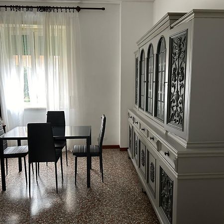 Tra mare e arte Lido di Ostia Exterior foto